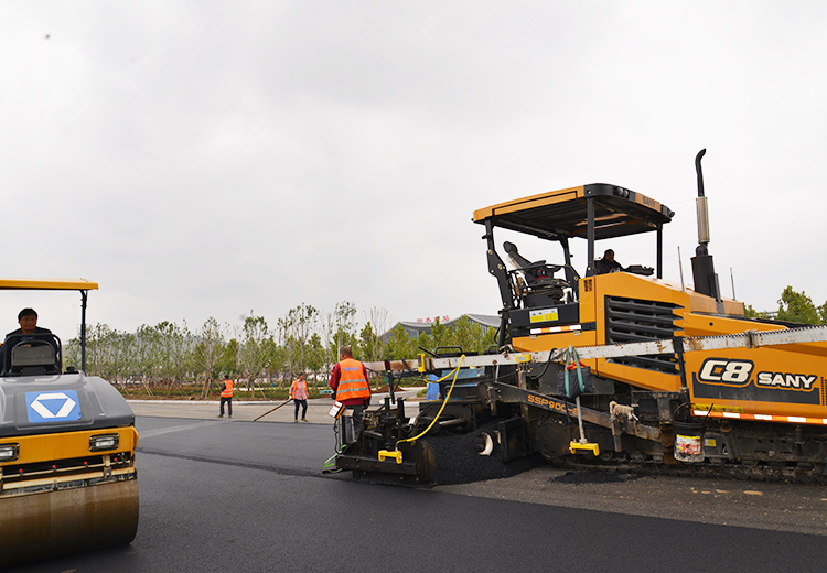 泗水高鐵站廣場